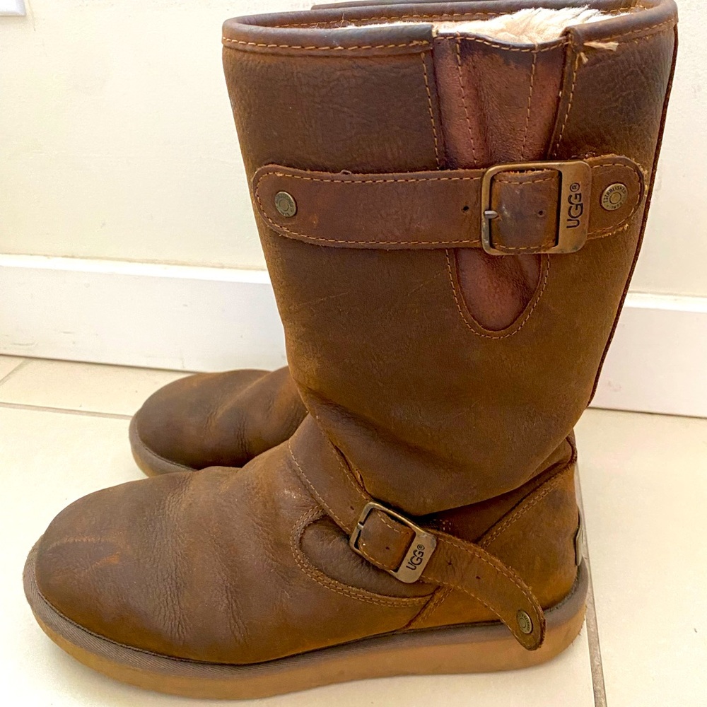 Uggs Sutter Brown Suede Boots